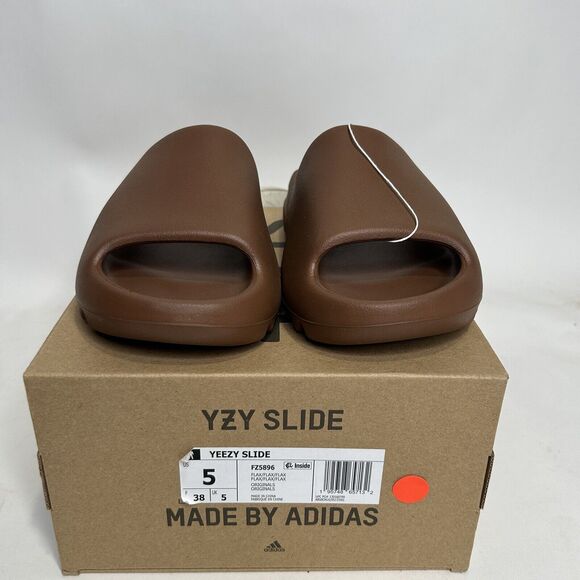 Adidas Yeezy Slide “Flax” 2024 - Picture 2 of 5